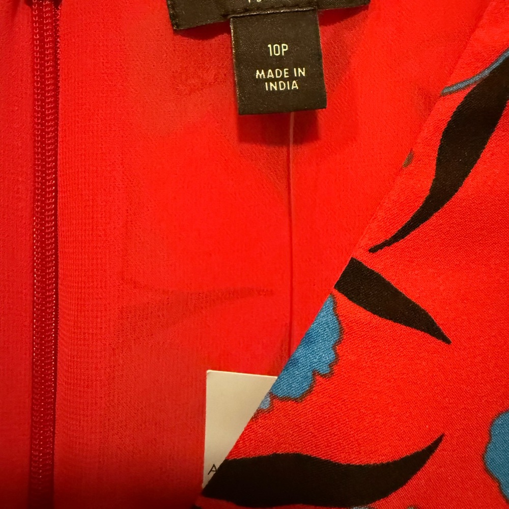 NWT Ann Taylor Petite Red Floral Dress in size 10P - Picture 7 of 10